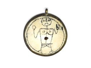 雕刻車渠貝殼墜